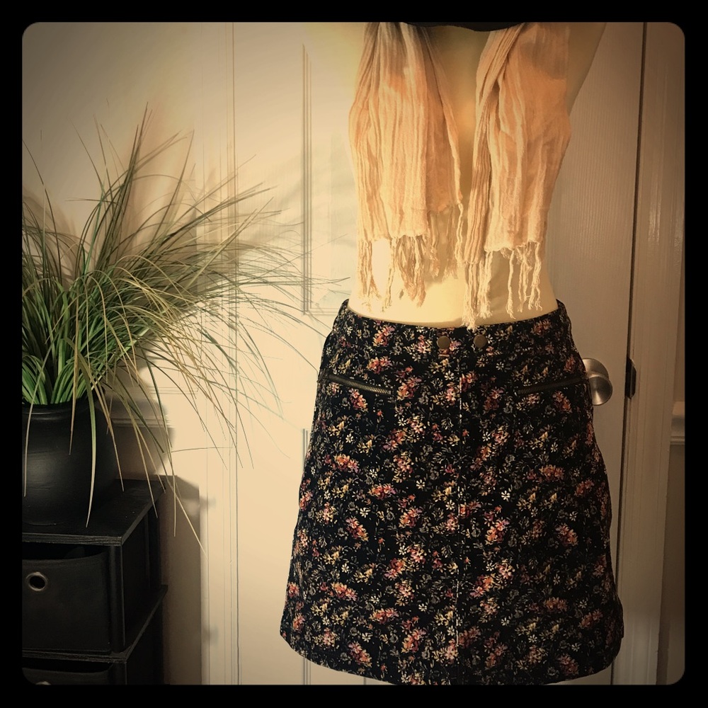 Lightweight Corduroy Floral Print Mossimo Skirt